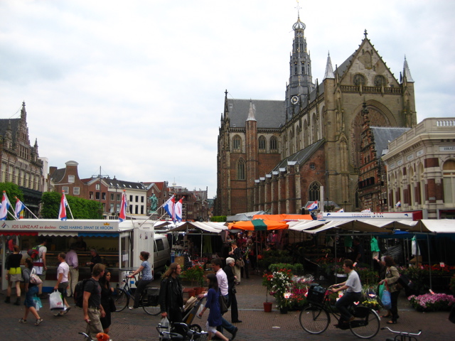 Haarlem's Grotemarkt on market